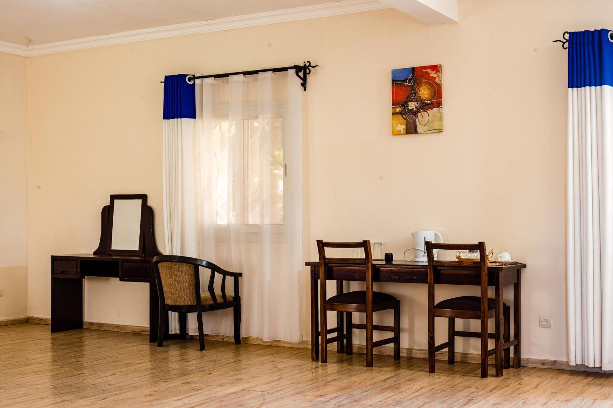Hotel H1 Antsirabe Extérieur photo